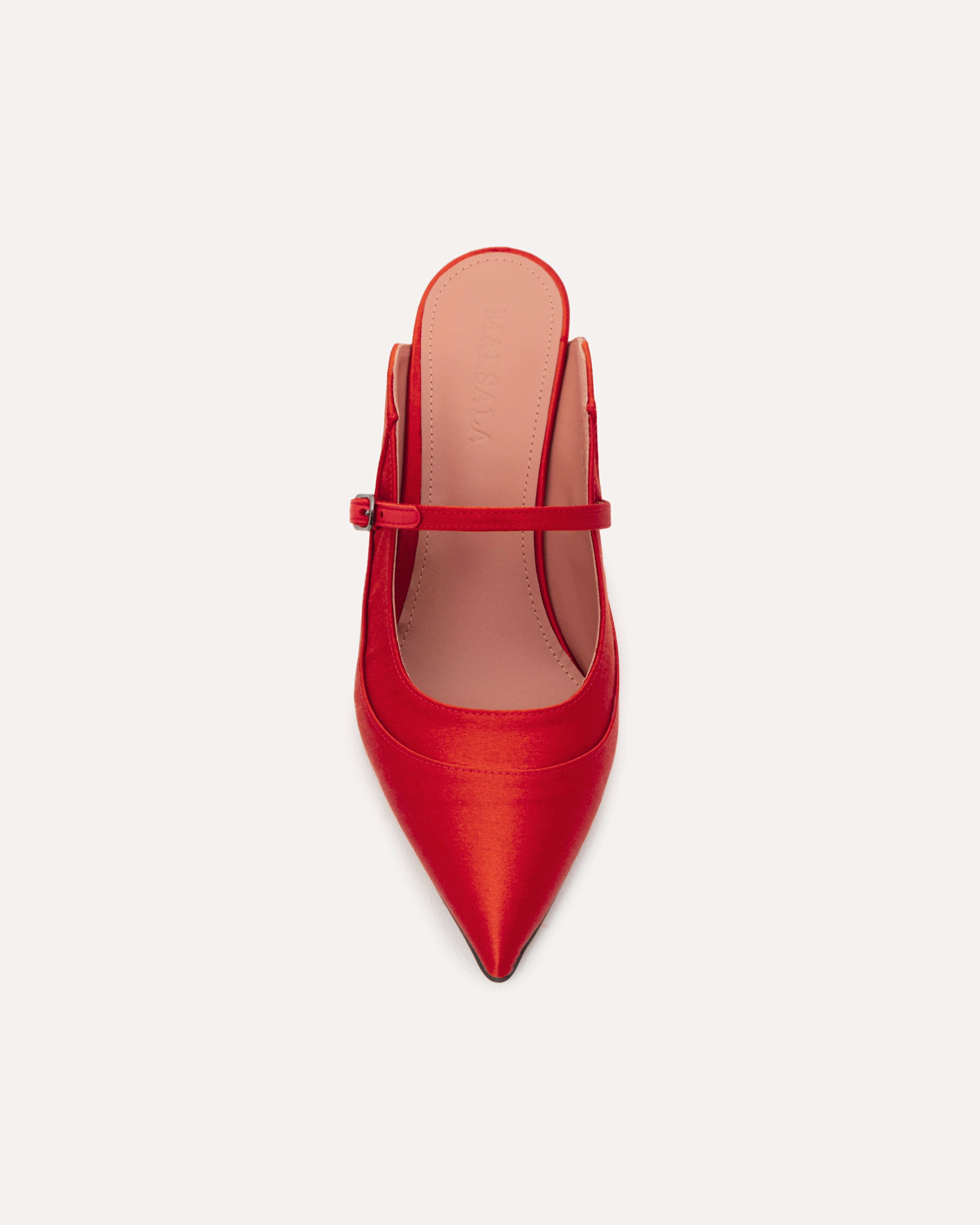 MARGOT BURNING RED