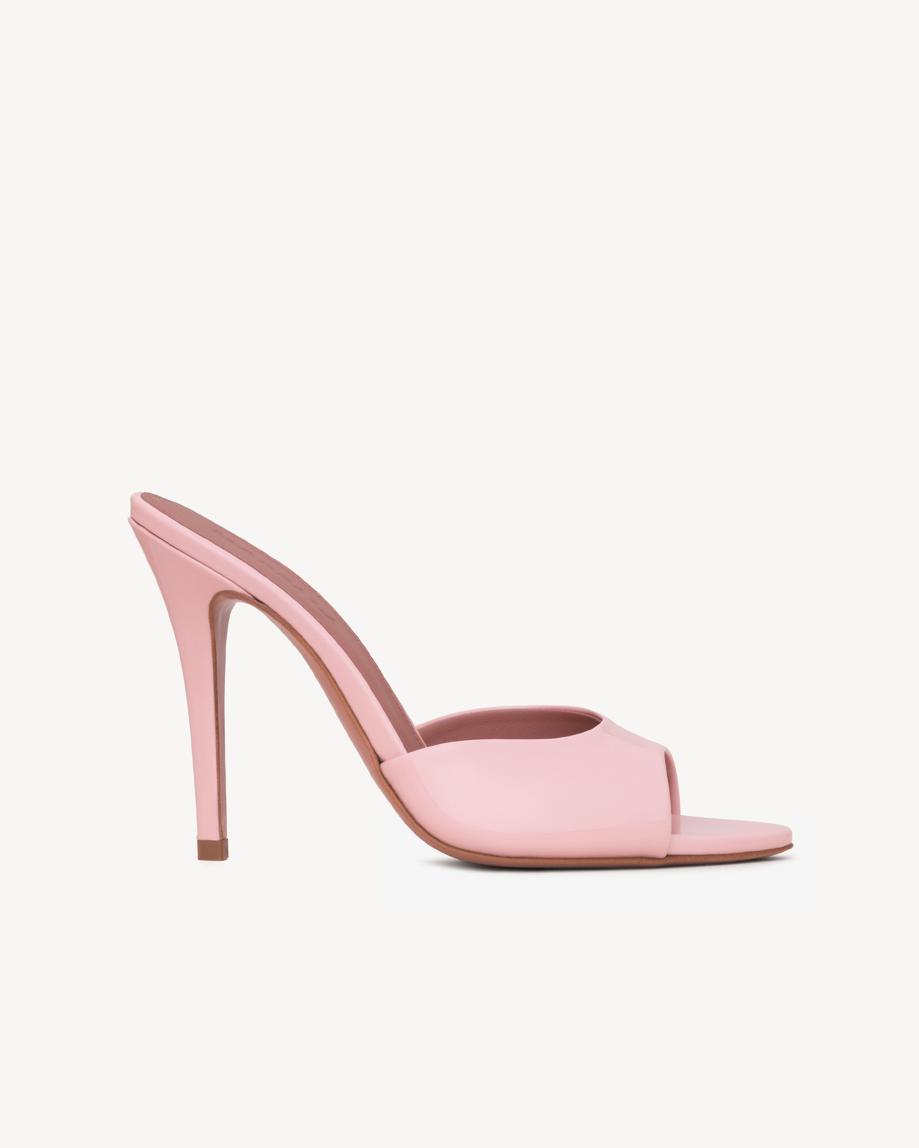 Leia Pink